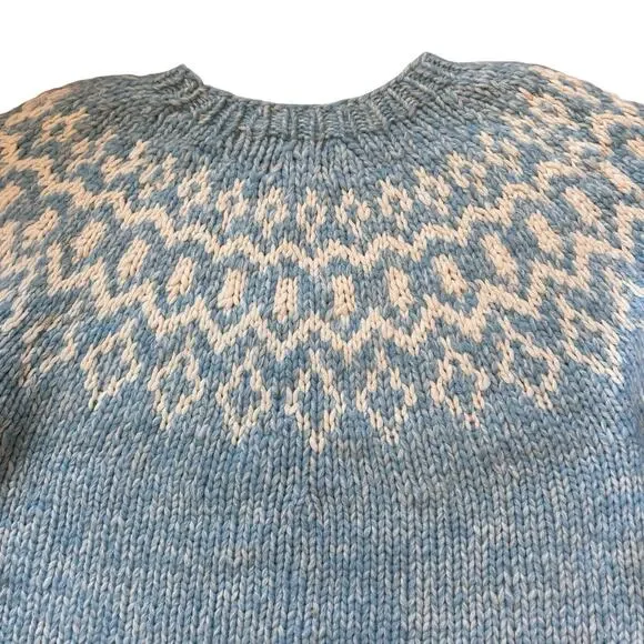 American Eagle Women’s Blue & White Fair Isle Handknit 100% Lambswool Sweater M - Picture 8 of 12